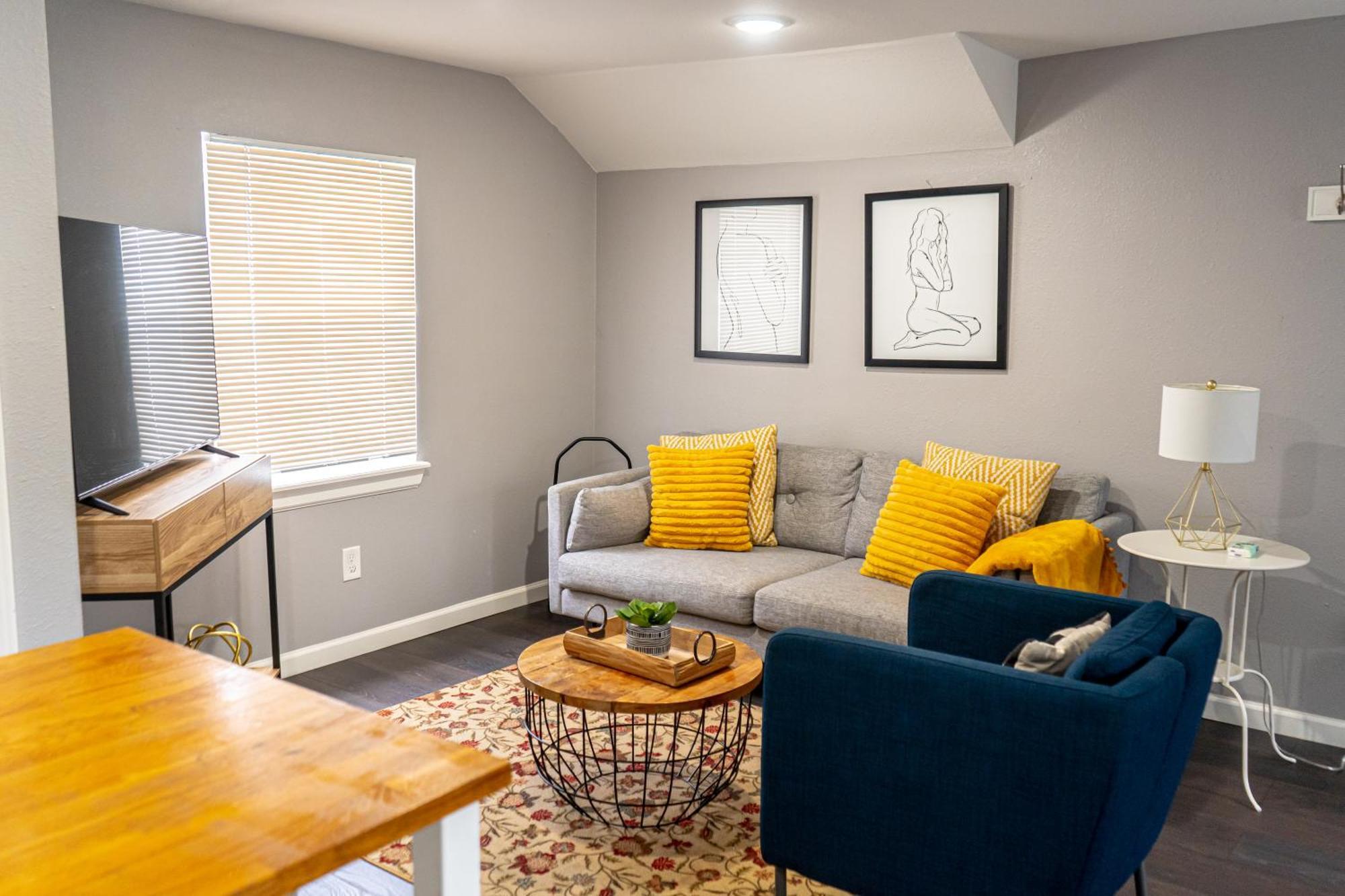 Super Cozy 2 Bedroom With Fast Wifi And Queen Bed Close To Downtown Houston!! 외부 사진